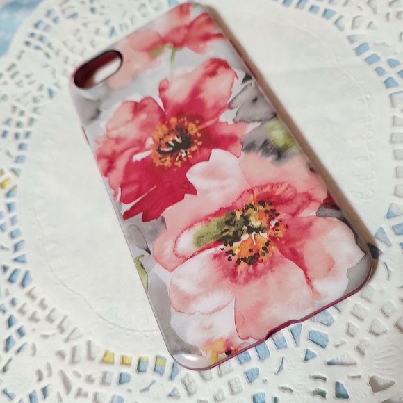 iPhone 8 Case Floral Design - Picture 5 of 10